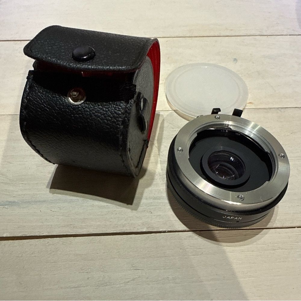 Protonar Auto Tele Converter 2x Japan Good Condition with Case